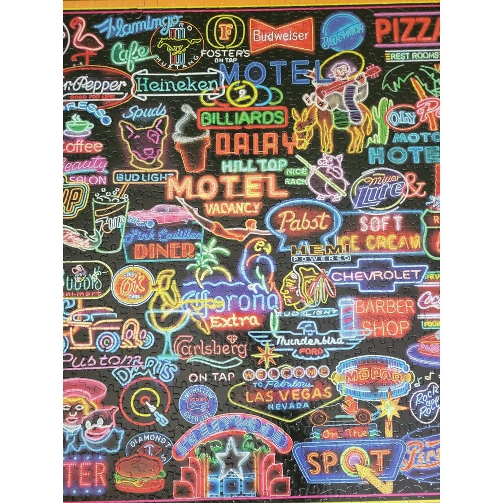 White Mountain 2017 NEON SIGNS Puzzle #1061 COMPLETE